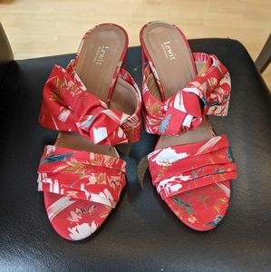 Lewis heels in Tropical print 8.5